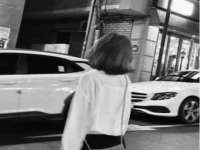 义乌市况任电子商务商行