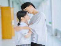 义乌市况任电子商务商行