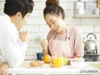 义乌市况任电子商务商行